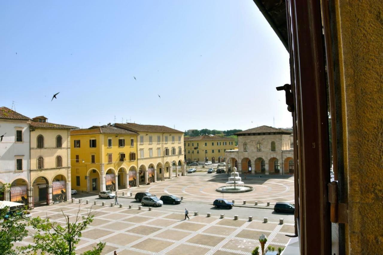 Piazza Arnolfo 1932 Apartman Colle Val D'Elsa Kültér fotó