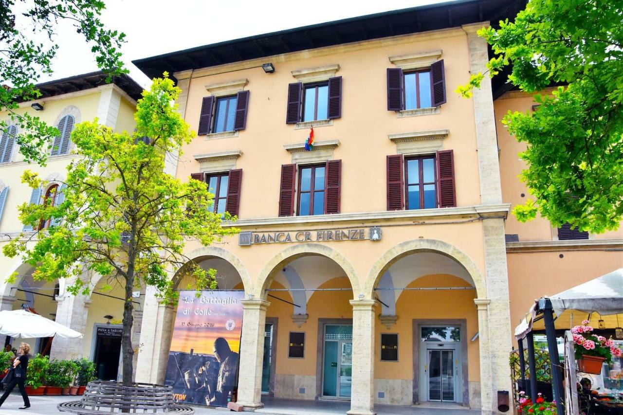 Piazza Arnolfo 1932 Apartman Colle Val D'Elsa Kültér fotó
