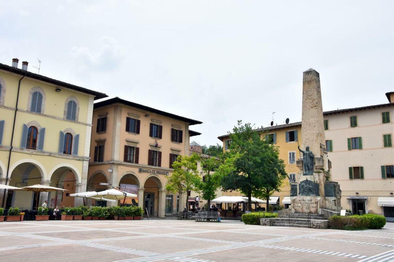 Piazza Arnolfo 1932 Apartman Colle Val D'Elsa Kültér fotó